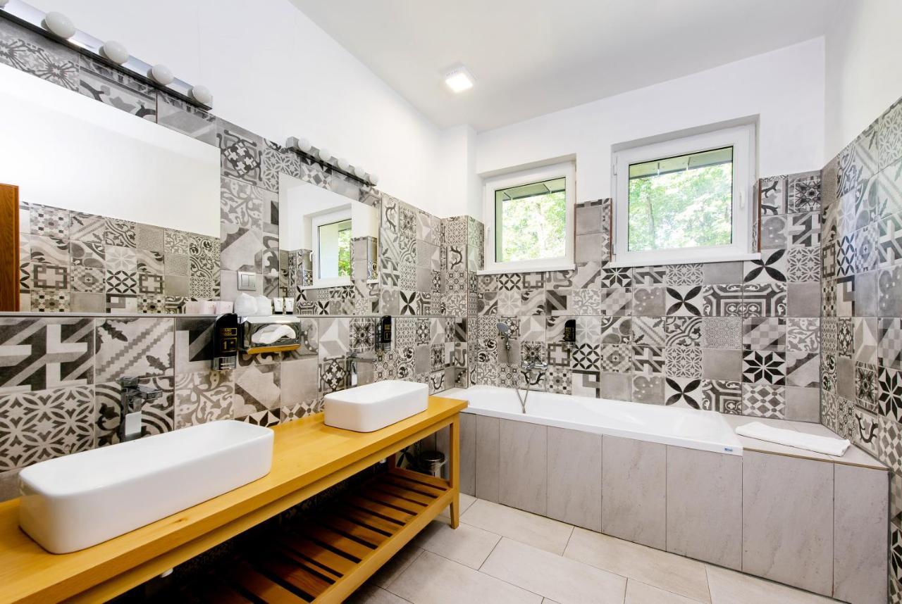 Hotel Veverica Trenčín Buitenkant foto