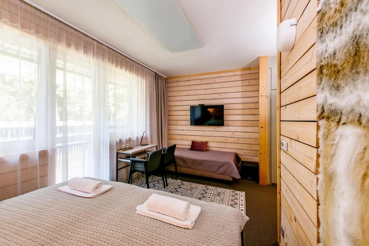 Hotel Veverica Trenčín Buitenkant foto